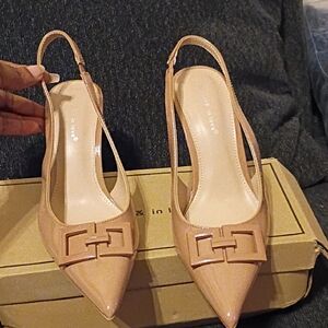 Chic Tan Slingback Heels